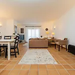 My Holidays In D'el Rey Guest house 4*